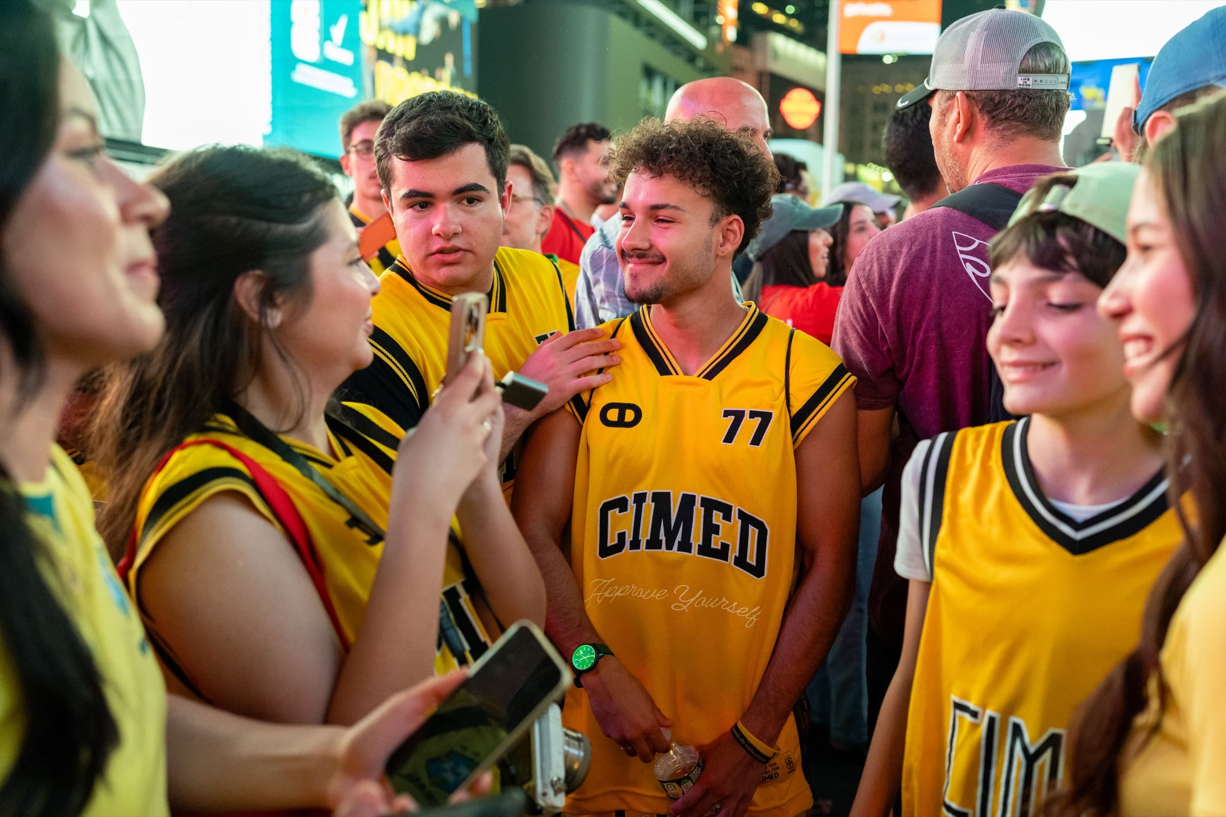 CIMED · FIFA World Cup, Times Square · frame 16