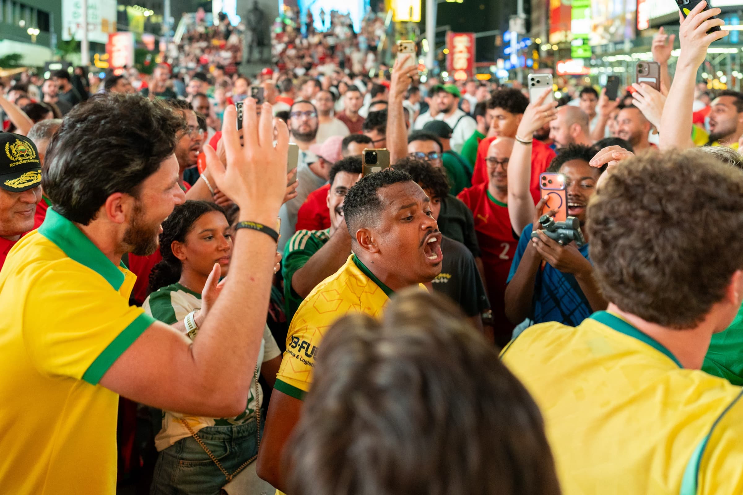 CIMED · FIFA World Cup, Times Square · frame 19