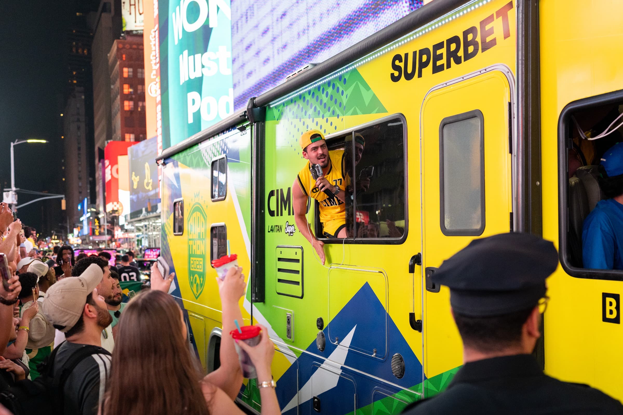 CIMED · FIFA World Cup, Times Square · frame 27