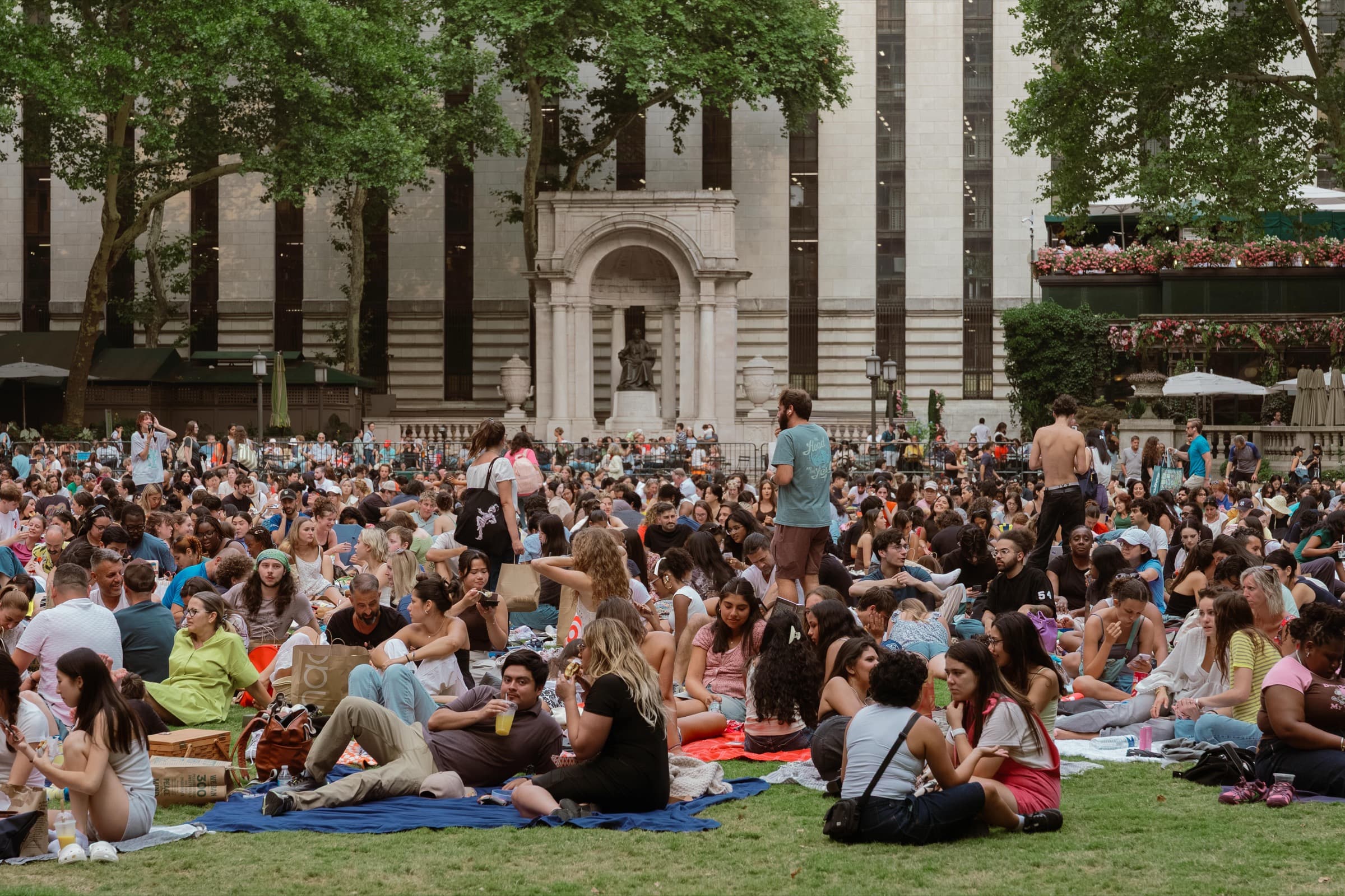 Movie Nights · Bryant Park · frame 05